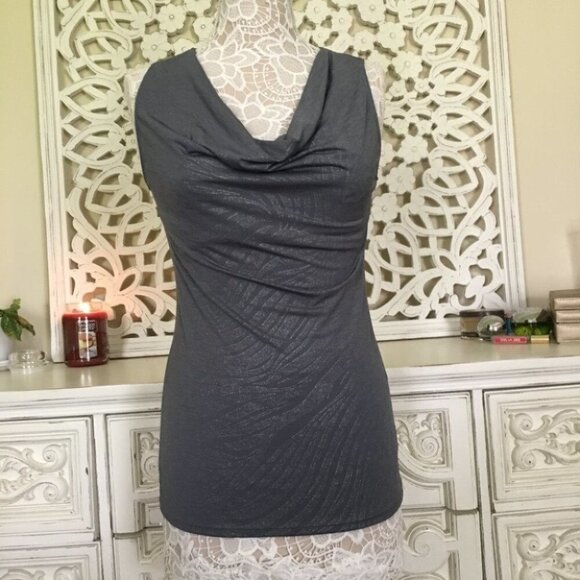Studio Y sleeveless shimmer gray top - Picture 1 of 6